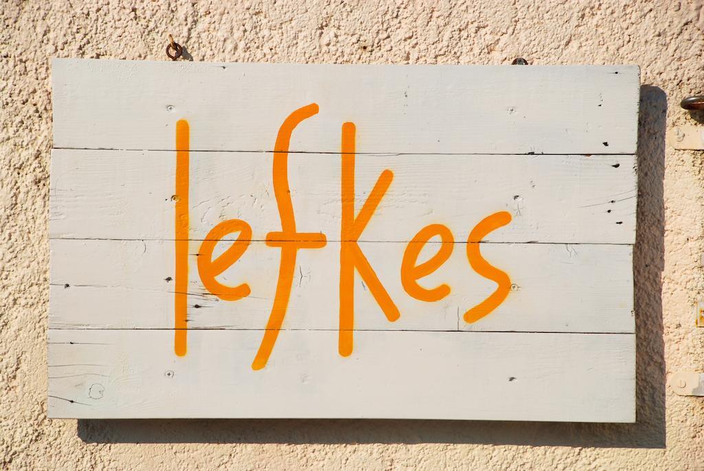 Lefkes Apartments Acharavi  Eksteriør billede