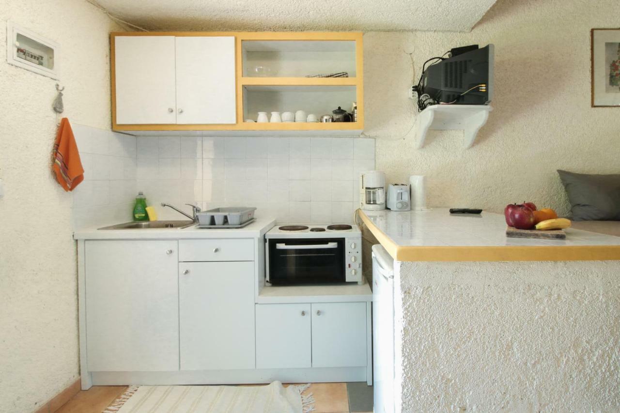 Lefkes Apartments Acharavi  Eksteriør billede