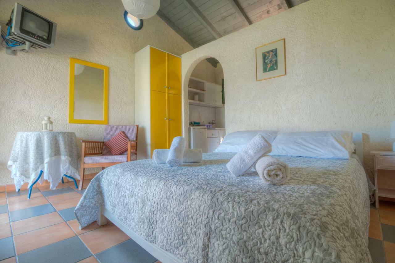 Lefkes Apartments Acharavi  Eksteriør billede