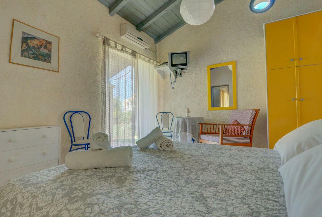 Lefkes Apartments Acharavi  Eksteriør billede