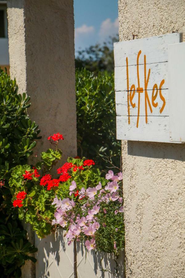 Lefkes Apartments Acharavi  Eksteriør billede